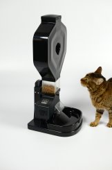 Automatic Cat Smal Pet Feeder Wall Mount Installation