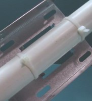 use cable ties to hold pipe to mounting bracket
